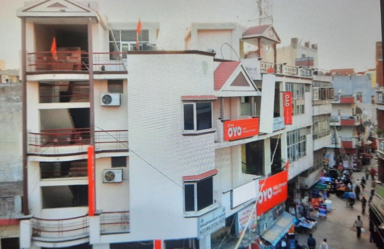 Hotel Holiday Inn Paradise Chandigarh Exterior photo
