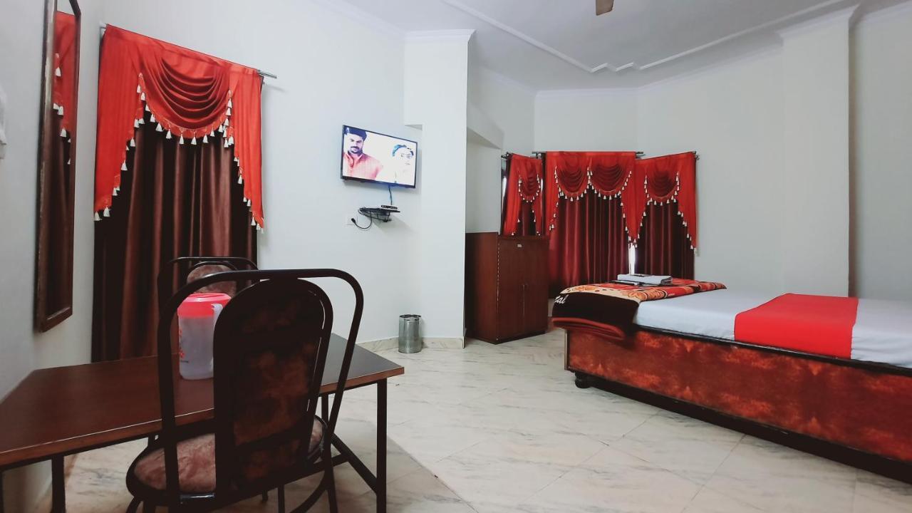 Hotel Holiday Inn Paradise Chandigarh Exterior photo
